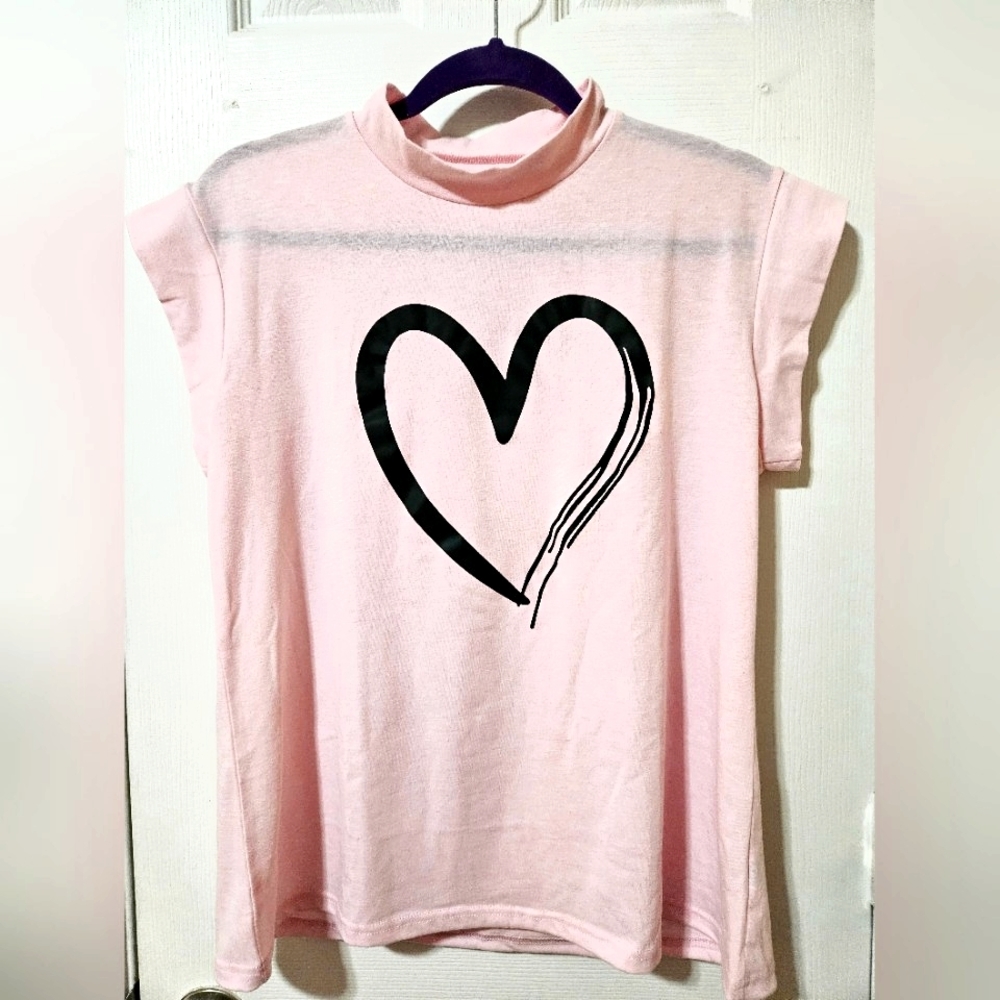 🆕️ Pink ❤️ T'Shirt